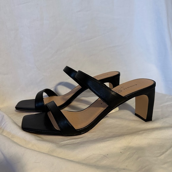 Chinese Laundry Yanti Heels - Picture 4 of 10